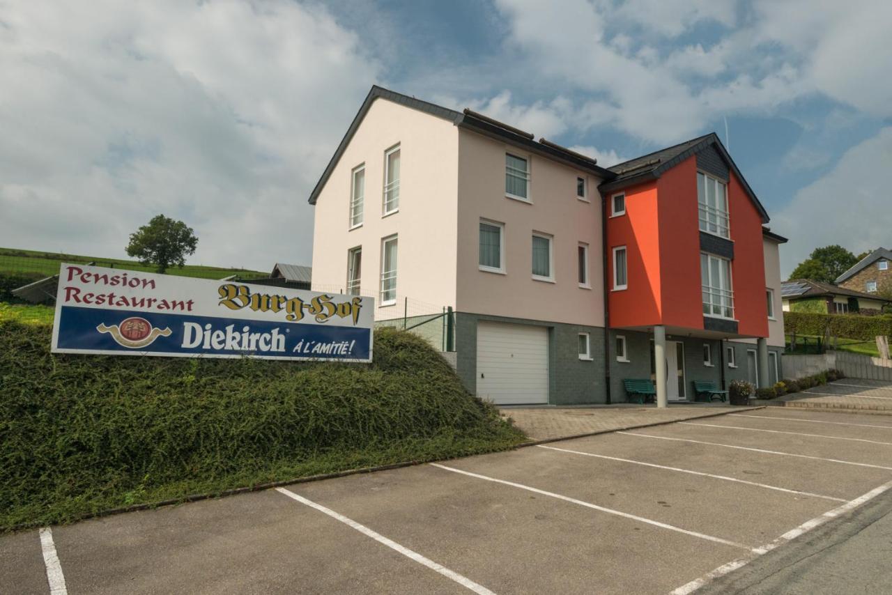 Hotel Burg Hof Burg Reuland